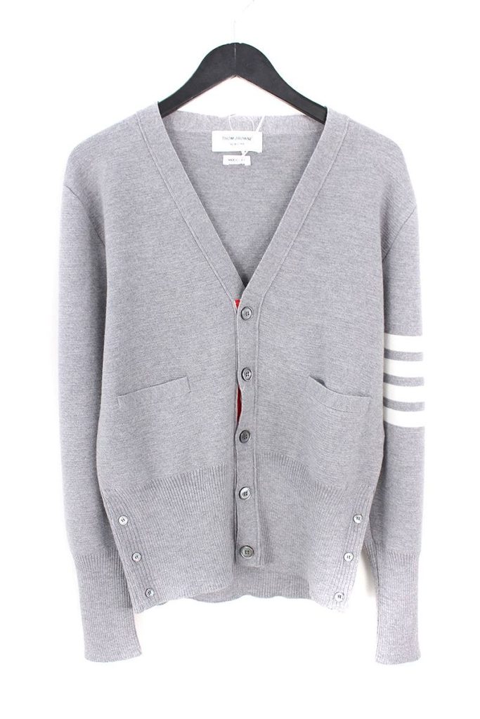 トムブラウン THOM BROWNE MILANO STITCH V NECK CARDIGAN W/ 4 BAR STRIPE IN FINE MERINO トリコロールテーピングスウェットカーディガン