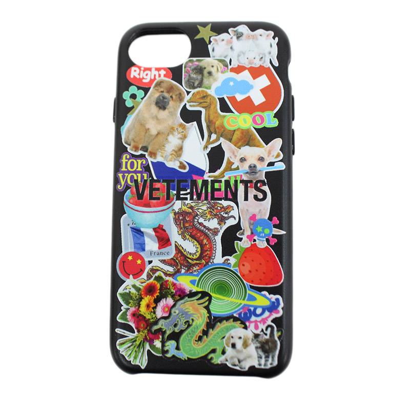 ヴェトモン VETEMENTS IPHONE 8 CASE USS198037 マルチステッカーアイフォンケース