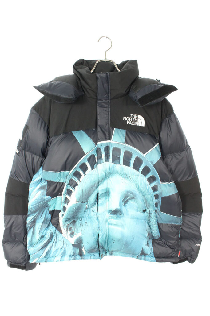 シュプリーム SUPREME × ノースフェイス THE NORTH FACE Statue of