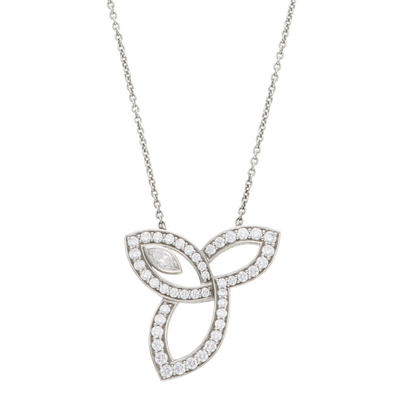 リリークラスターダイヤモンドネックレス PT950