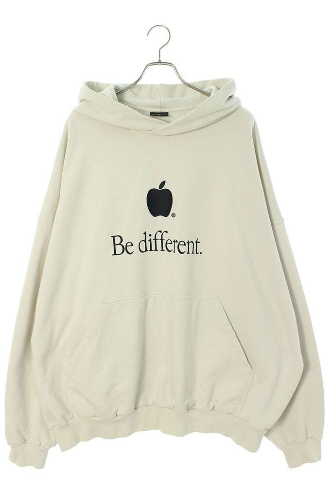 BALENCIAGA Be different パーカー